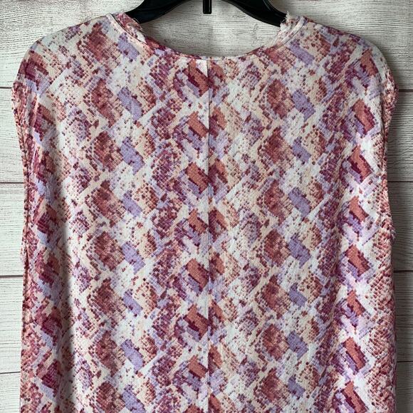 Dear John Pink Geometric Pattern Blouse Sleeveless Scoop Neckline Top Size M - Picture 7 of 15